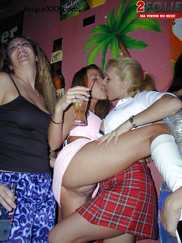 upskirt-201308-09_123